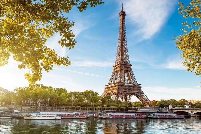 Audioguide - The Eiffel Tower and its secrets - Timing and Access Tips for Event Weeks and Road Closures