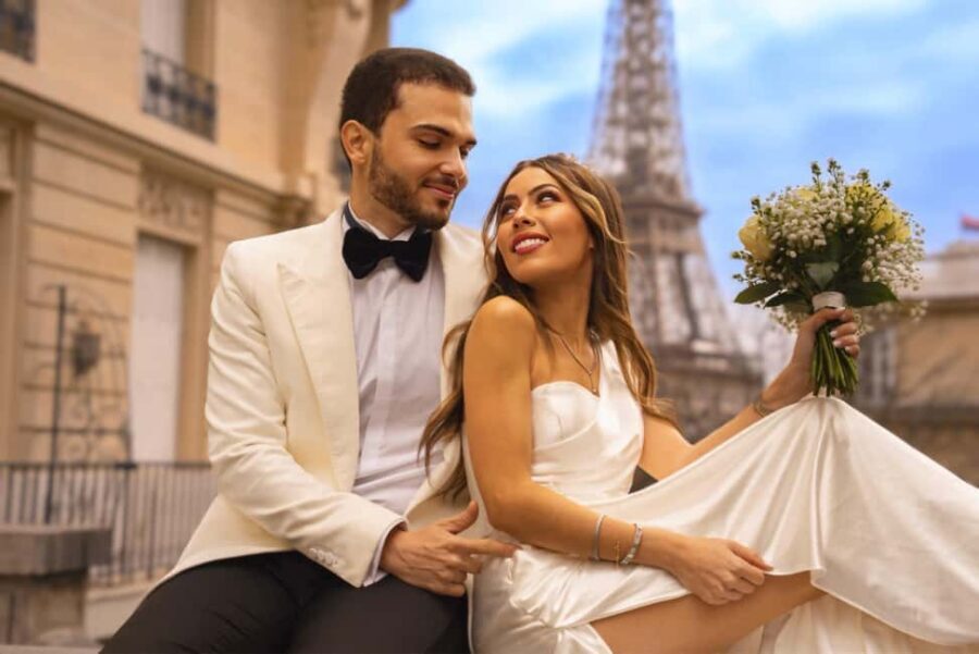 Paris: Eiffel Tower & Louvre Private Photoshoot - Why a private Eiffel Tower shoot beats selfie time