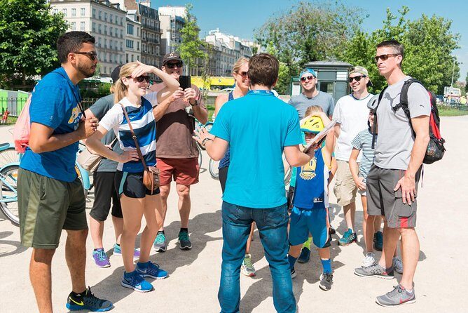 Paris Highlights Bike Tour: Eiffel Tower, Louvre and Notre-Dame - Why cycling Paris feels smarter than marching around