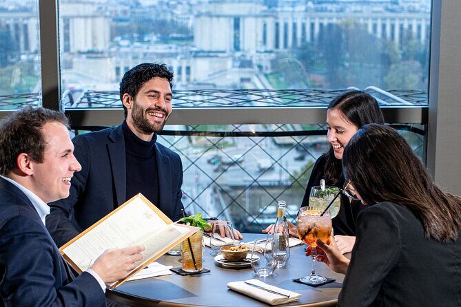 Private Tour, Luxury Eiffel Tower Lunch, Seine Cruise & Louvre - Key points to know before you go